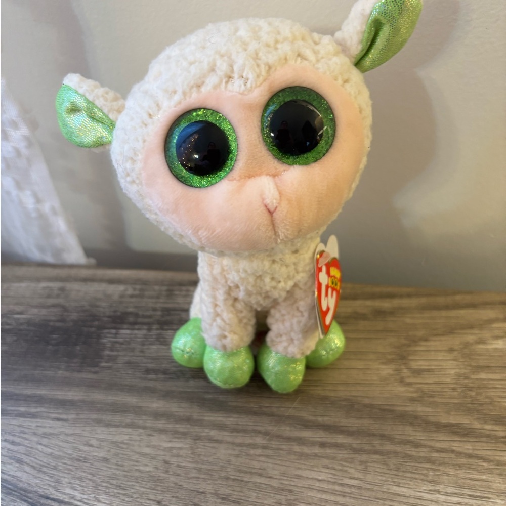Ty Beanie Boo's LaLa the lamb plush 6 inch